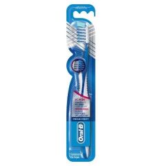Oral-B Pro-Expert Complete 7 Soft 35 Diş Fırçası